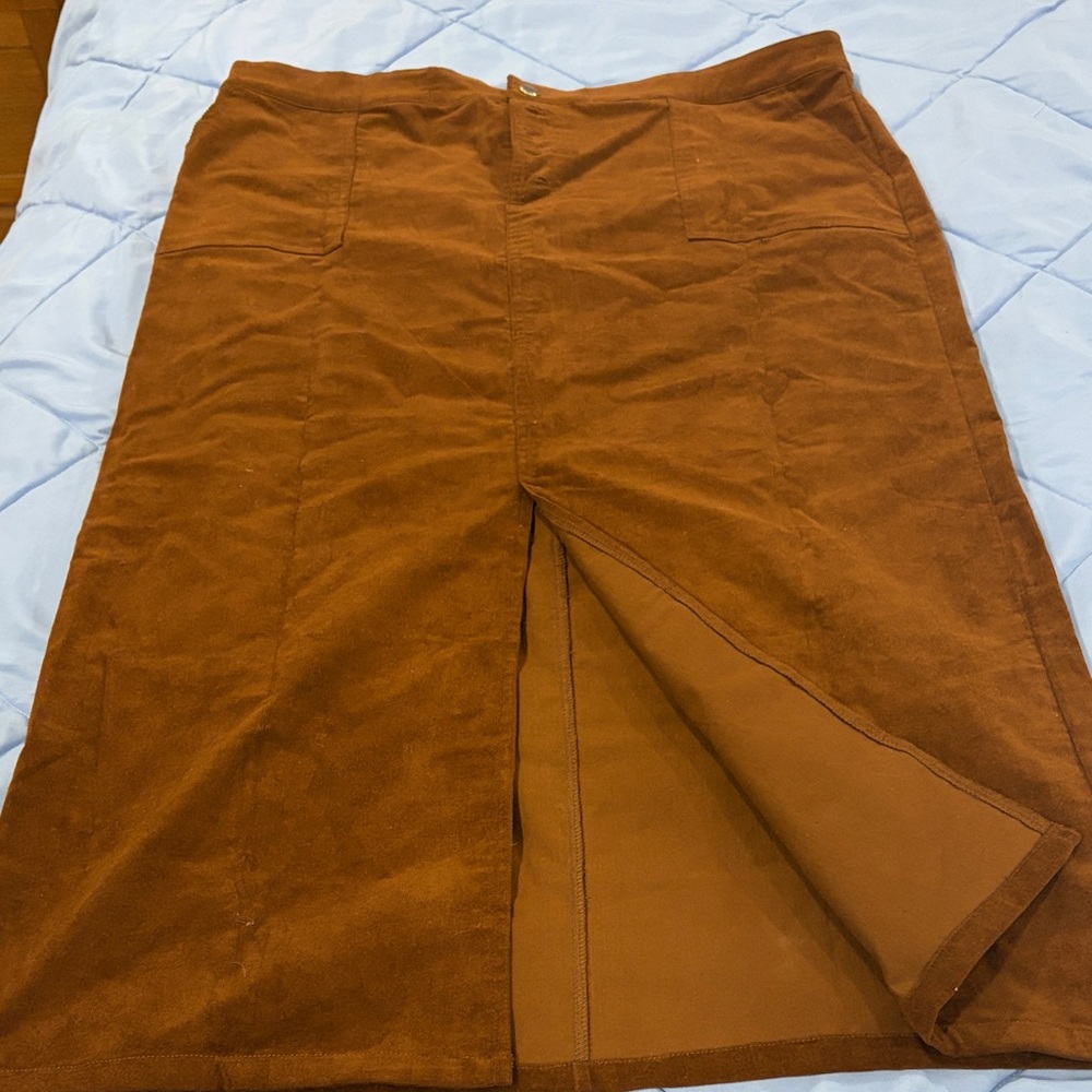 Women's Corduroy Front-Slit Pencil Skirt in Rust Brown